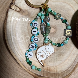 Rózsaszín-lila gyöngy kulcstartó - táska & tok - kulcstartó & táskadísz - kulcstartó - Meska.hu