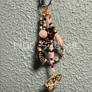 Barack-fekete gyöngy kulcstartó - táska & tok - kulcstartó & táskadísz - kulcstartó - Meska.hu