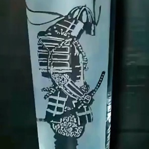 Szamuráj mintás kézzel gravírozott üveg pohár  - Meska.hu