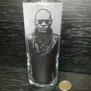 Mátrix Morpheus mintás üveg pohár , Otthon & Életmód, Konyhafelszerelés, tálalás, Tálalás, Pohár, Gravírozás, pirográfia, Mátrix Morpheus mintás üveg longdrinkes pohár.
A pohár magassága kb 17 cm. Átmérője 7cm. Űrtartalom..., MESKA