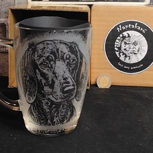 Tacskó mintás kézzel gravírozott bögre  - Meska.hu