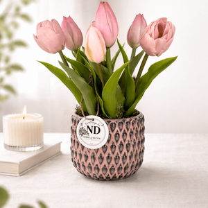 Tavaszi asztaldísz tulipánokkal, Otthon & Életmód, Virágdekoráció, Virágdíszek, Virágdísz kaspóban, , MESKA