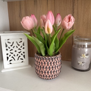 Tavaszi asztaldísz tulipánokkal - otthon & életmód - virágdekoráció - virágdíszek - virágdísz kaspóban - Meska.hu