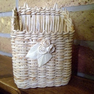 Tároló csuhéból - kicsi - Meska.hu