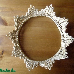 Korona csuhéból - felnőtt  -  - Meska.hu