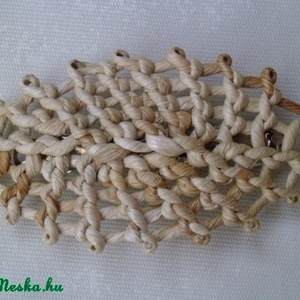 Hajcsat csuhéból - Meska.hu Hajcsat csuhéból - Meska.hu