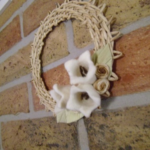 Ablak vagy ajtódísz - nemeztulipánokkal -  - Meska.hu