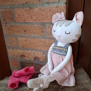 Csipke a cicalány - öltöztethető varrott macska figura - játék & sport - plüssállat & játékfigura - más figura - Meska.hu