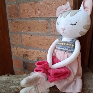 Csipke a cicalány - öltöztethető varrott macska figura - játék & sport - plüssállat & játékfigura - más figura - Meska.hu