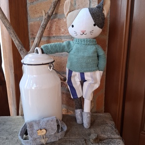 Bendegúz a cica fiúcska- öltöztethető varrott macska figura - játék & sport - plüssállat & játékfigura - más figura - Meska.hu