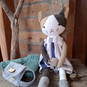 Bendegúz a cica fiúcska- öltöztethető varrott macska figura - játék & sport - plüssállat & játékfigura - más figura - Meska.hu