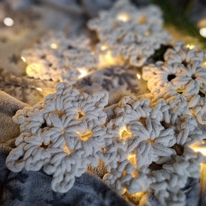 Hópehely - törtfehér/natúr - karácsony - karácsonyi lakásdekoráció - karácsonyfadíszek - Meska.hu