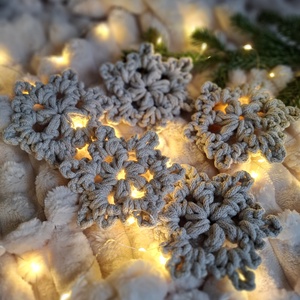 Hópehely - beige - karácsony - karácsonyi lakásdekoráció - karácsonyfadíszek - Meska.hu