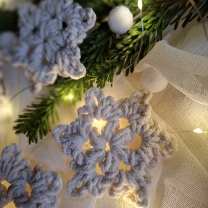 Hópehely kicsi - törtfehér/natúr  - karácsony - karácsonyi lakásdekoráció - karácsonyfadíszek - Meska.hu