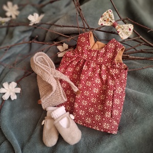 Bordó lánykaruha szett varrott állatfigurához - játék & sport - baba & babaház - játékbaba, babakellék - Meska.hu