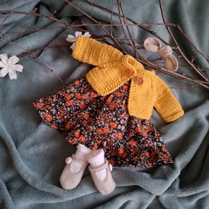 Virágmintás lánykaruha szett varrott állatfigurához, Játék & Sport, Baba & babaház, Játékbaba, babakellék, Varrás, Kötés, MESKA