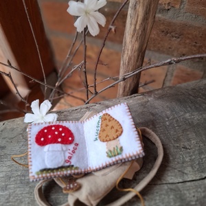 Gombák - mini képeskönyv  - játék & sport - baba & babaház - játékbaba, babakellék - Meska.hu