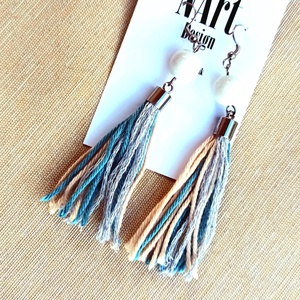 Melírozott bojtoska , Ékszer, Fülbevaló, Rojtos fülbevaló, Ékszerkészítés, MESKA