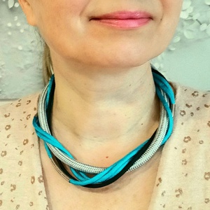 Türkiz fényben statement nyaklánc - ékszer - nyaklánc - statement nyaklánc - Meska.hu