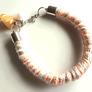 Brilles fonal karkötő ásványkővel, tenyésztett gyönggyel - ékszer - nyaklánc - statement nyaklánc - Meska.hu