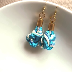 Türkíz csomózott Design fülbevaló - ékszer - fülbevaló - lógó csepp fülbevaló - Meska.hu