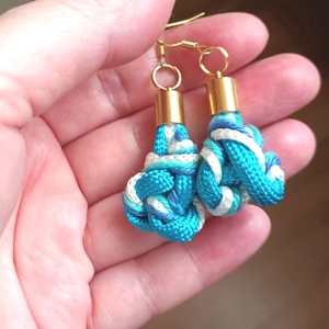 Türkíz csomózott Design fülbevaló - ékszer - fülbevaló - lógó csepp fülbevaló - Meska.hu