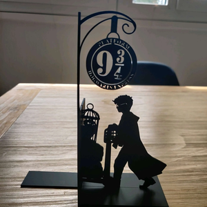 Harry Potter Platform 9  3D Nyomtatott Könyvtámasz � Varázslat a könyvespolcodon! - otthon & életmód - dekoráció - asztal és polc dekoráció - könyvtámasz - Meska.hu