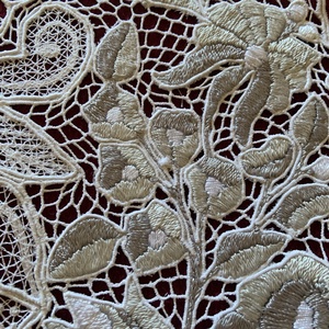 Riselt futó - otthon & életmód - dekoráció - asztal és polc dekoráció - horgolt & csipketerítő - Meska.hu