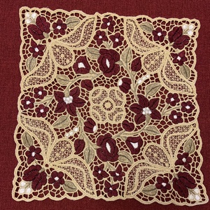 Riselt kisterítő - Meska.hu