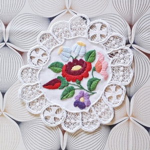 Riselt kisterítő - Meska.hu