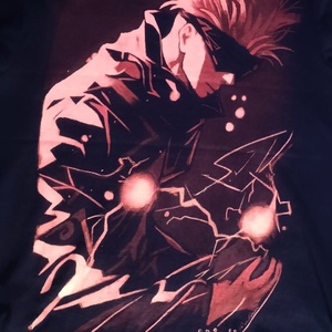 Jujutsu Kaisen(Gojo Satoru) mintájú pamut póló, kézzel festve hypo segítségével  - ruha & divat - férfi ruha - póló - Meska.hu