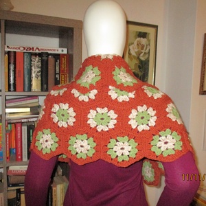 Meleg horgolt pelerin - ruha & divat - női ruha - bolero - Meska.hu Meleg horgolt pelerin - ruha & divat - női ruha - bolero - Meska.hu
