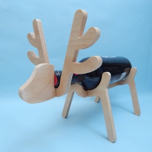 Fa szarvas bortartó - Meska.hu