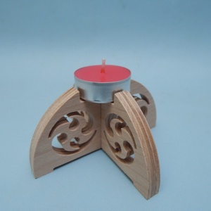 Fa mécsestartó shuriken mintával - Meska.hu