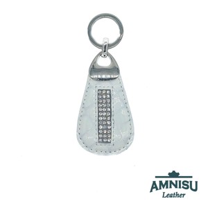 Fehér lakk krokkómintás csepp alakú swarovski köves kulcstartó H3013 - táska & tok - kulcstartó & táskadísz - kulcstartó - Meska.hu