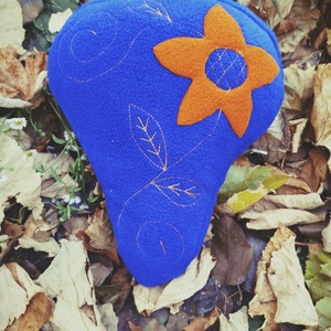 Nagy méretű téli kerékpár üléshuzat vízhatlan réteggel, virág  - Meska.hu