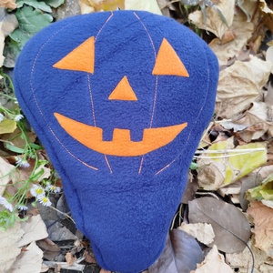Közepes méretű téli kerékpár üléshuzat vízhatlan réteggel, Halloween tök , Játék & Sport, Sport és kikapcsolódás, Kerékpározás, Nyereghuzat, Varrás, MESKA