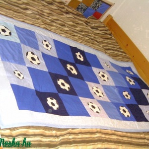 focilabdás patchwork gyerek ágytakaró - Meska.hu