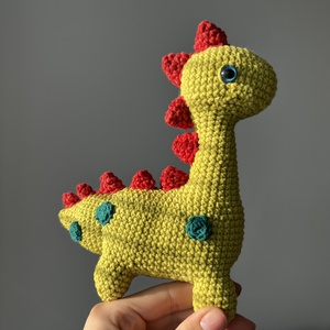 Horgolt dínó játékfigura plüss - játék & sport - plüssállat & játékfigura - láma - Meska.hu