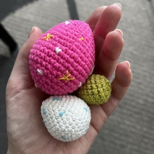 Horgolt tojások (csomag) - ünnepi díszek, dekorációk - húsvéti díszek és dekorációk - húsvéti tojás, hímestojás - Meska.hu