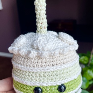 Horgolt szülinapi torta - Meska.hu