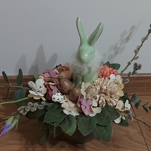 Zöld porcelánnyuszi asztaldísz, Otthon & Életmód, Dekoráció, Asztal és polc dekoráció, Asztaldísz, Mindenmás, Virágkötés, MESKA