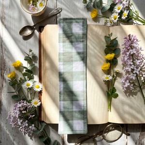 Kézzel Varrt Textil Könyvjelző � Zöld Kockás Gingham Mintával, Könyv & Zene, Könyvjelző, Varrás, MESKA