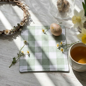 Kézzel Varrt Poháralátét � Zöld Kockás Gingham Mintáva, Otthon & Életmód, Konyhafelszerelés, tálalás, Tálalás, Tányér- és poháralátét, Varrás, MESKA