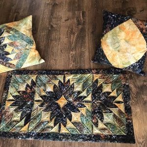 Garnitúra futó párnákkal, Otthon & Életmód, Párna & Párnahuzat, Lakástextil, Patchwork, foltvarrás, MESKA