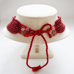 Meggyszínű, 8 soros kaláris tekla és üveggyöngyből  -  - Meska.hu