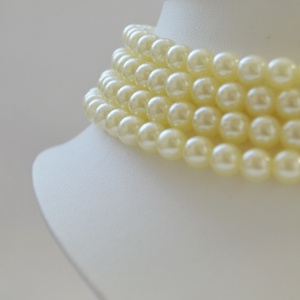 4 soros halványsárga kaláris - 8 mm-es plastic gyöngyből - ékszer - nyaklánc - gyöngyös nyaklánc - Meska.hu
