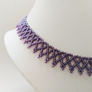 Lila kistászli - gyöngyházfényű gyöngyökből - ékszer - nyaklánc - gyöngyös nyaklánc - Meska.hu