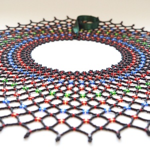 Sárközi csipkegyöngy - fekete, meggypiros, kék, zöld, arany, Ékszer, Nyaklánc, Gyöngyös nyaklánc, Ékszerkészítés, Gyöngyfűzés, gyöngyhímzés, MESKA