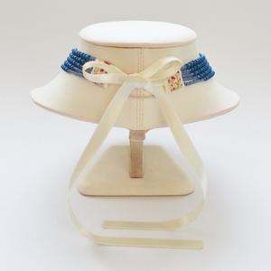 5 soros farmerkék kaláris - nagyszemű cseh kásagyöngyből, apróbb szemű, fényes világoskék gyönggyel - ékszer - nyaklánc - gyöngyös nyaklánc - Meska.hu